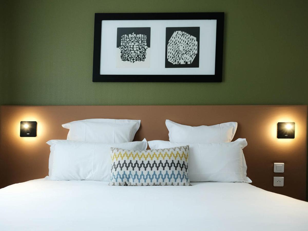 פואטייה Logis Hotel De L'Europe מראה חיצוני תמונה