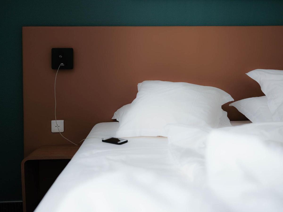 פואטייה Logis Hotel De L'Europe מראה חיצוני תמונה