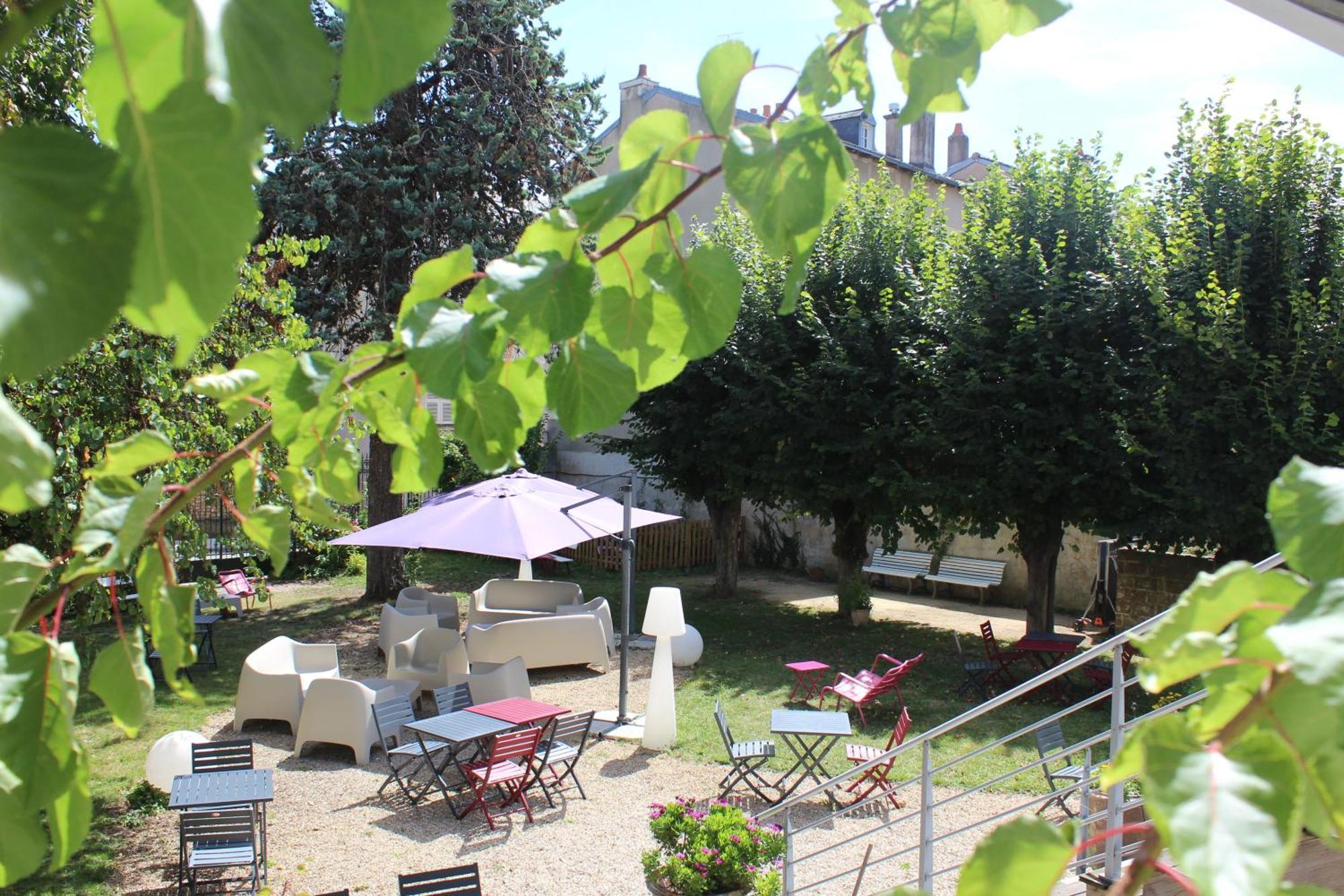 פואטייה Logis Hotel De L'Europe מראה חיצוני תמונה