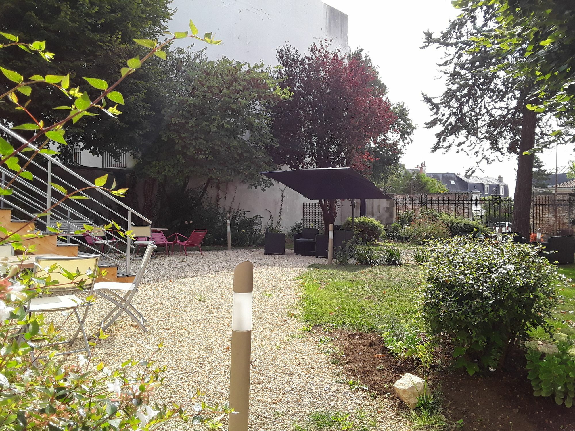 פואטייה Logis Hotel De L'Europe מראה חיצוני תמונה
